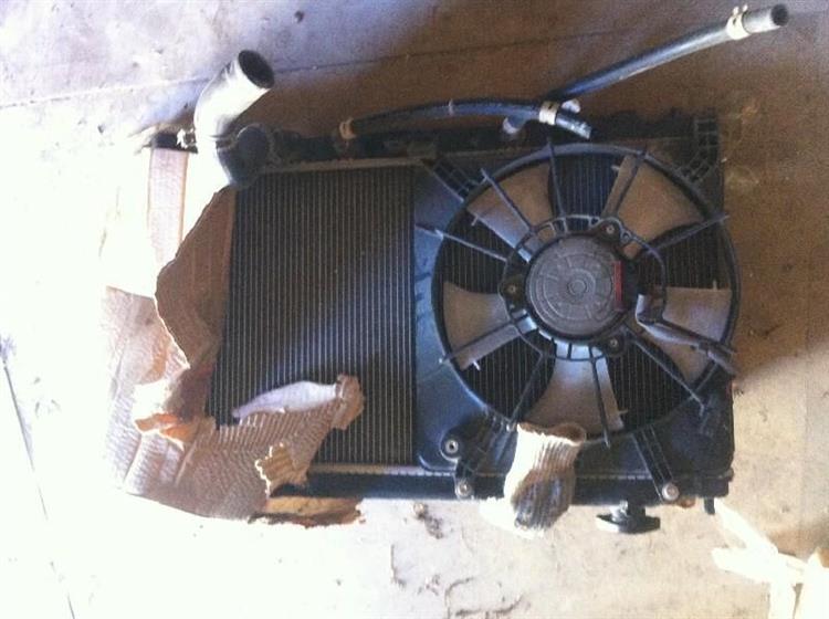 Радиатор основной Хонда Фит в Пензе 1288