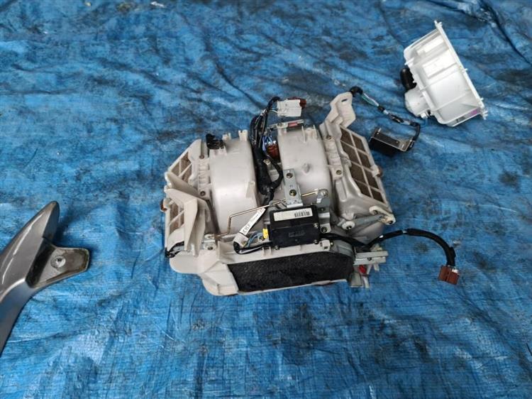 Мотор печки Хонда Легенд в Пензе 206136