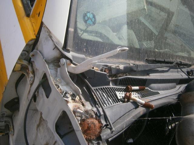 Решетка под лобовое стекло Тойота Хайлюкс Сурф в Пензе 29488